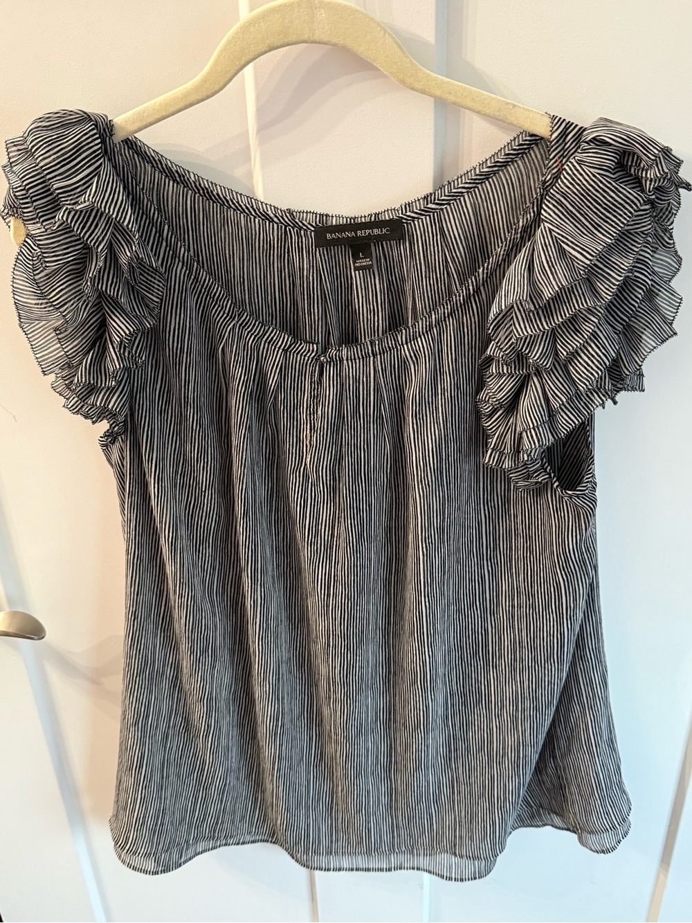 Banana Republic Black & White Pinstripe‎ Ruffle-Sleeve Top
